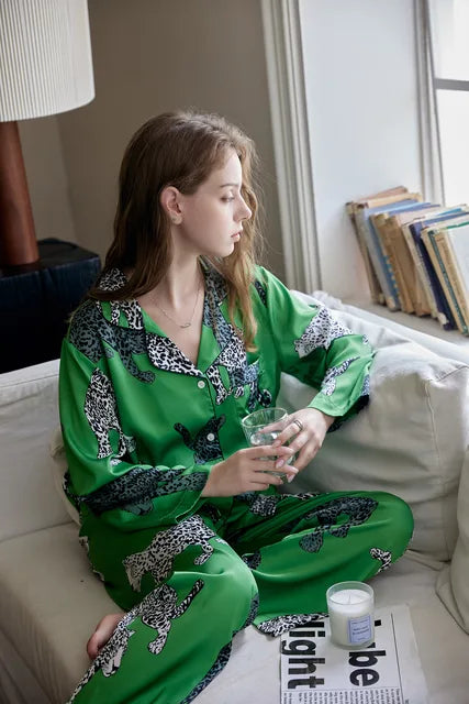 Green Leopard Sleepwear Silk